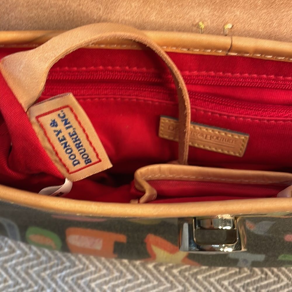 Dooney & Bourke Small Shoulder Bag East/West Flap Authentic - Picture 10 of 12